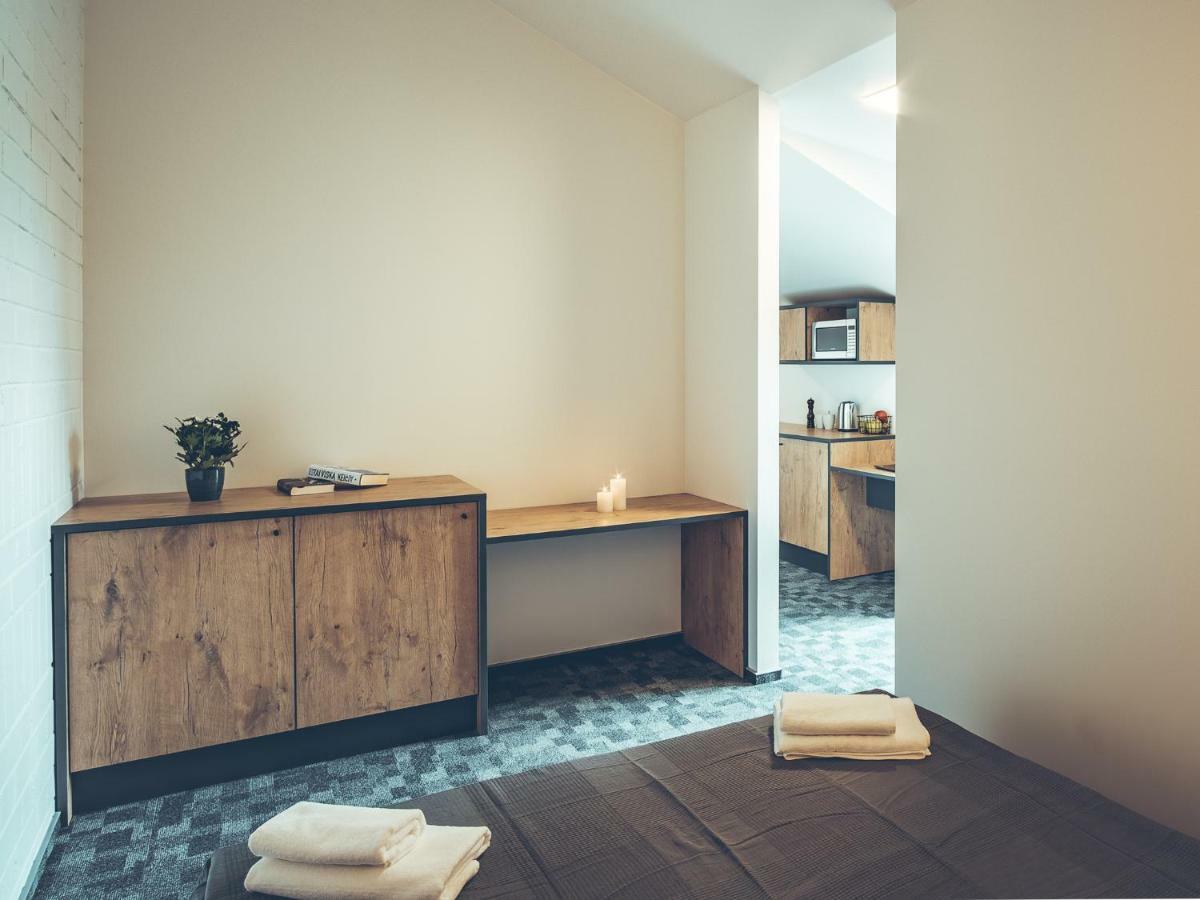 Self Check-In Hotel Railway Apartments VNO Eksteriør billede