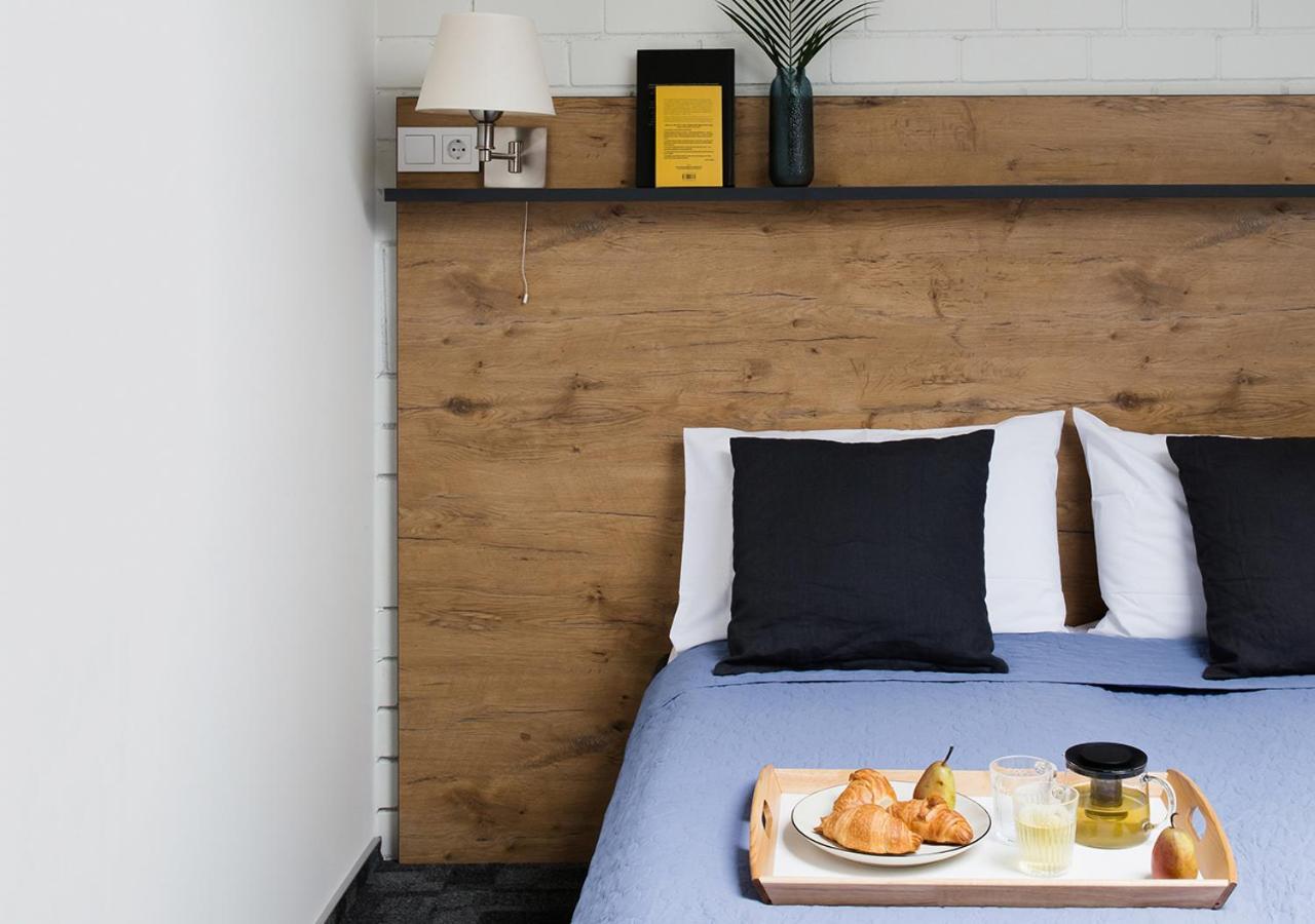 Self Check-In Hotel Railway Apartments VNO Eksteriør billede